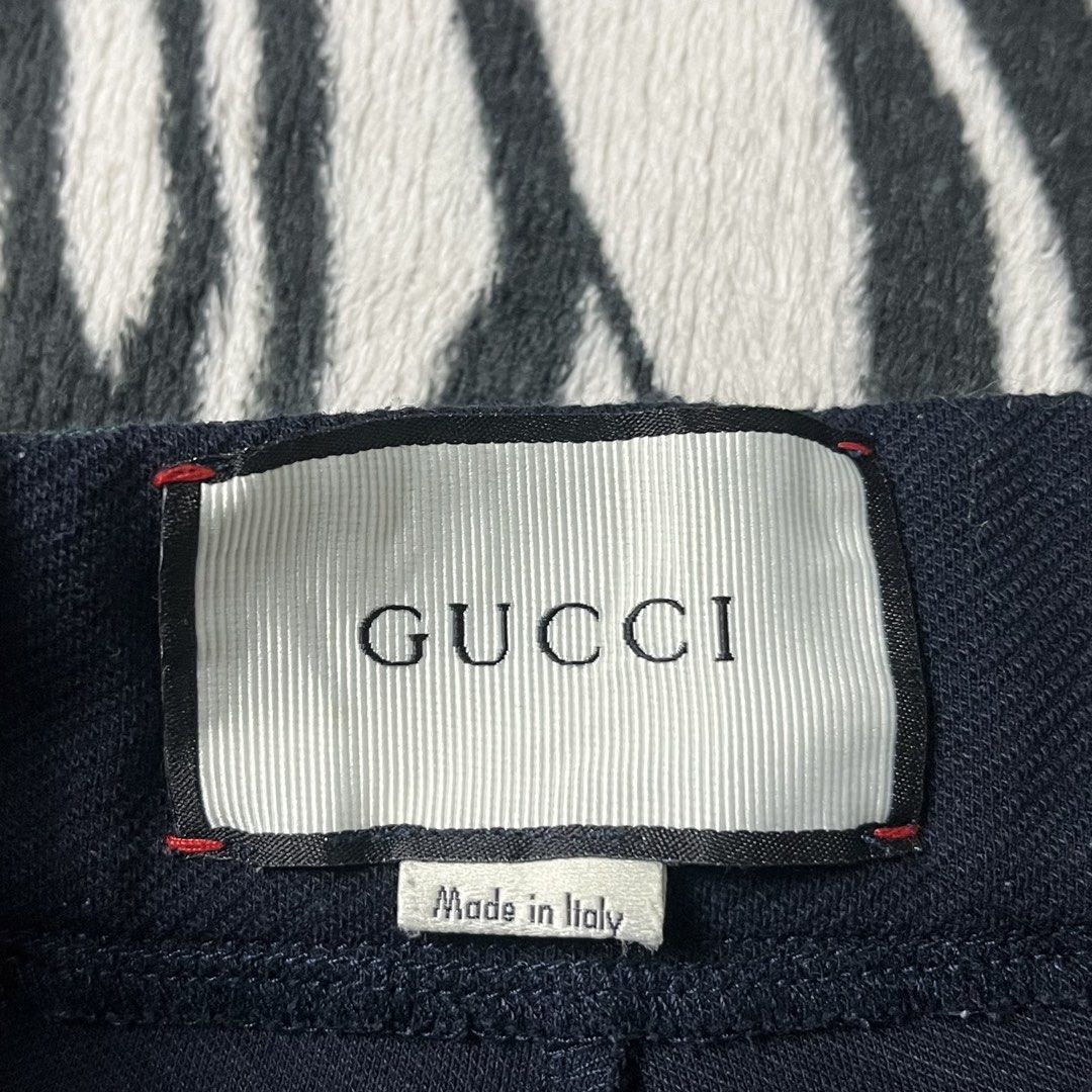 Gucci black nylon short (Category: Luxury Apparel) located in Manila. Submitted by royaldripmanila (Listing ID 1466504848, Image 3). Description: No issue W28-30 L14.
