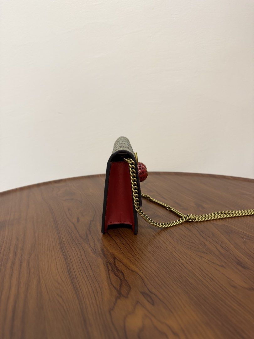 Gucci mini cherry sling (Category: Luxury Bags & Wallets) located in San Fernando. Submitted by gbagscollection (Listing ID 1466507042, Image 2). Description: Authen not guaranteed Coded No issue.