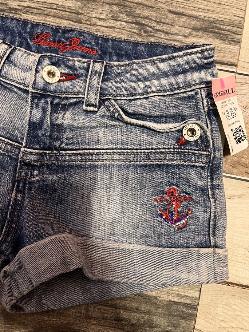 Guess y2k shorts (Category: Shorts) located in Silay City. Submitted by jeffreyxsummer (Listing ID 1466459700, Image 2). Description: See photo for more details.