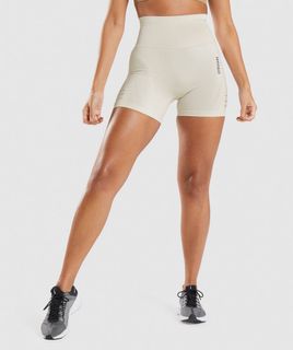 (Category: ) located in . Submitted by saucycloset (Listing ID 1466395875, Image 1). Description: .