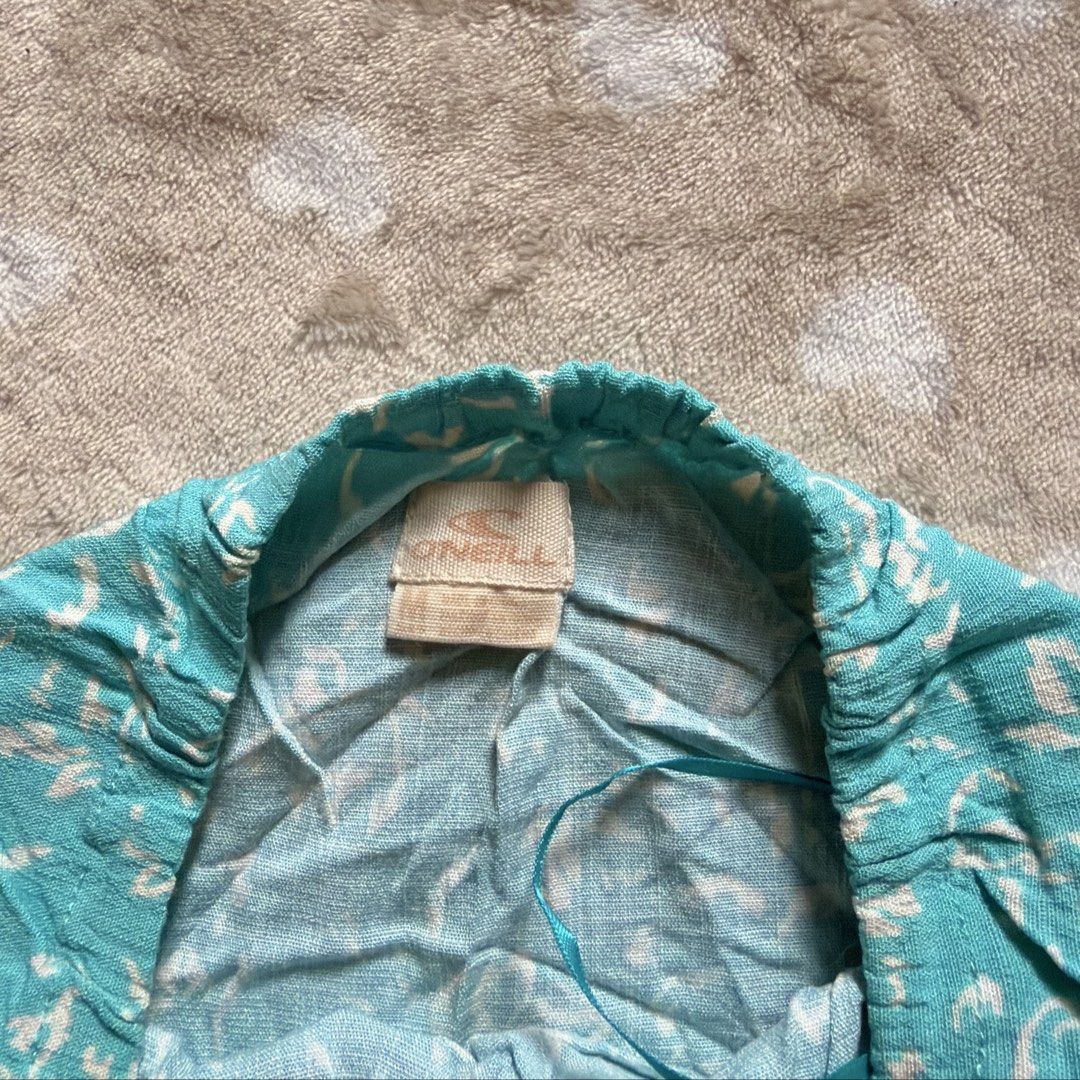Halter top dress (Category: Dresses) located in Manila. Submitted by shefindshope (Listing ID 1466442387, Image 2). Description: .
