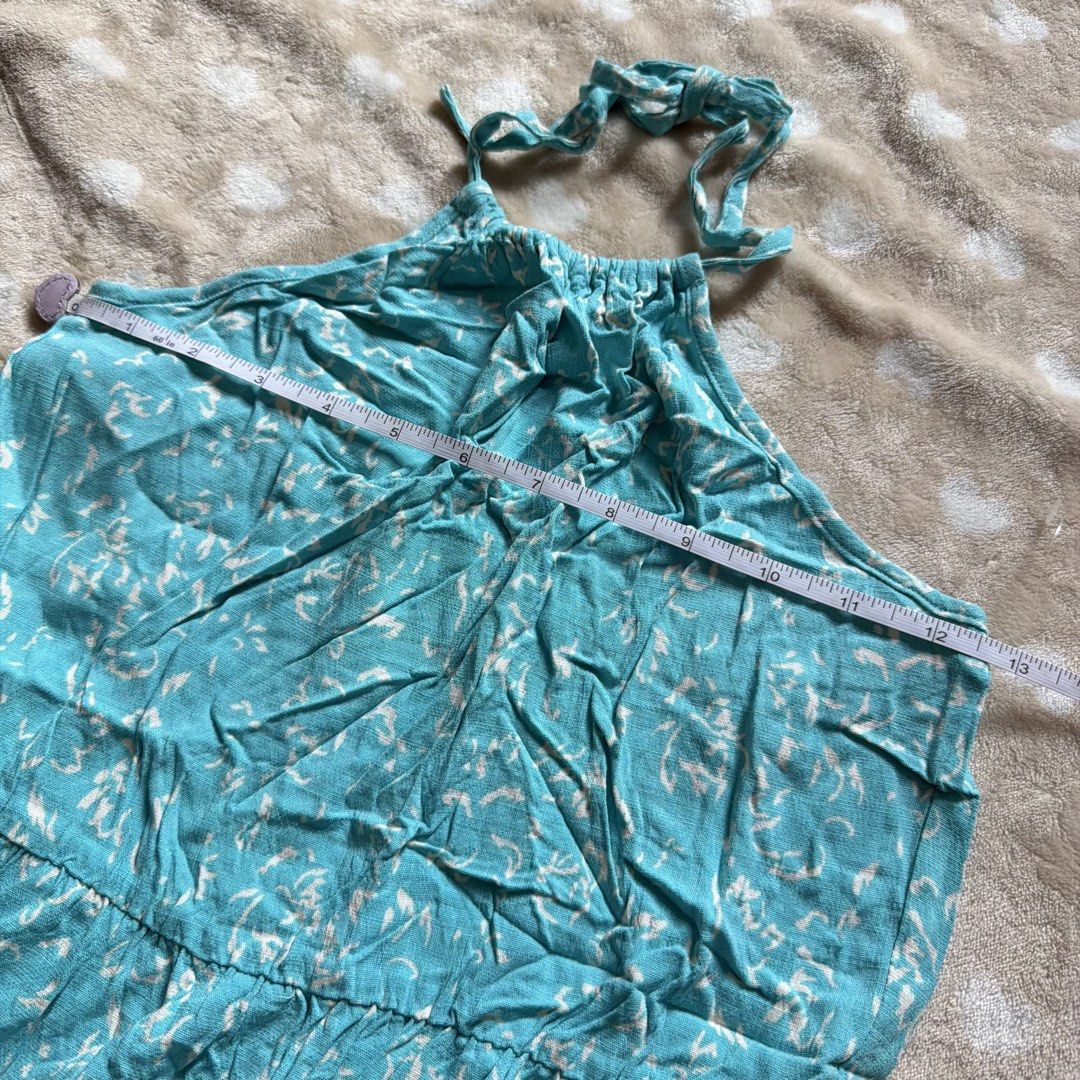 Halter top dress (Category: Dresses) located in Manila. Submitted by shefindshope (Listing ID 1466442387, Image 3). Description: .