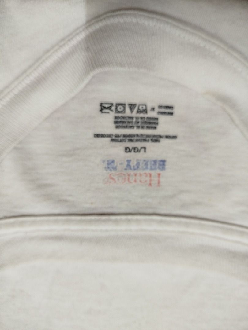 Hanes Sex Tee (Category: Tshirts & Polo Shirts ) located in Caloocan City. Submitted by barbed.vtg (Listing ID 1466385241, Image 3). Description: 21.5 WIDTH 28.5 LENGTH NEEDS WASH.