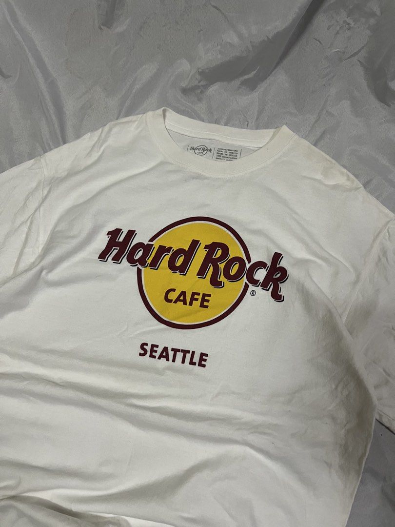Hard Rock Cafe SEATTLE Shirt (Category: Tshirts & Polo Shirts ) located in Muntinlupa City. Submitted by ninenine.collective (Listing ID 1466346527, Image 2). Description: Hard Rock Cafe SEATTLE Shirt 20/28.5.