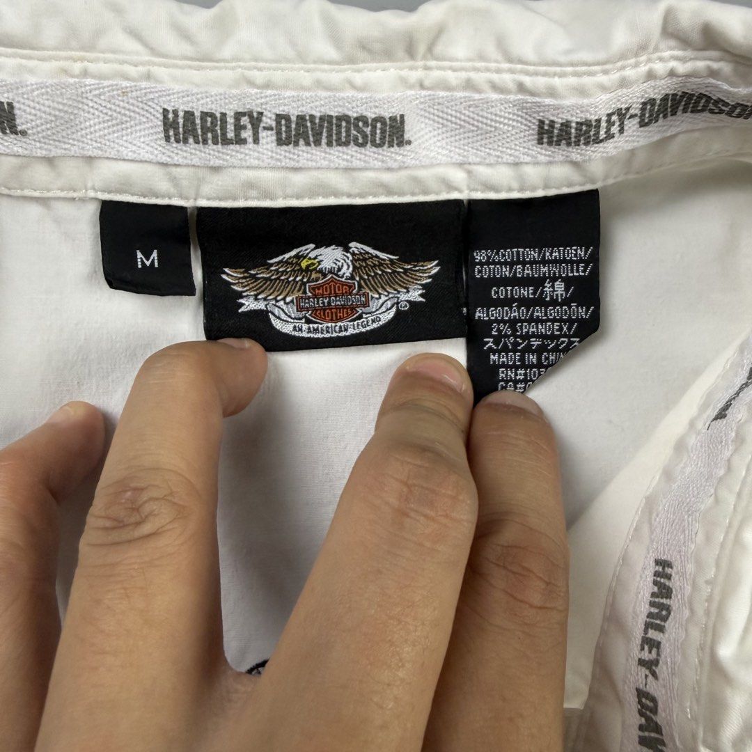 Harley-Davidson White Sleeveless Button-Down Shirt Size M (Category: Tshirts & Polo Shirts ) located in Cavite. Submitted by epiboie (Listing ID 1466528080, Image 3). Description: Harley davidson vest Size medium 18.5x23 Color rate: 9.5/10 excellent condition No issue.