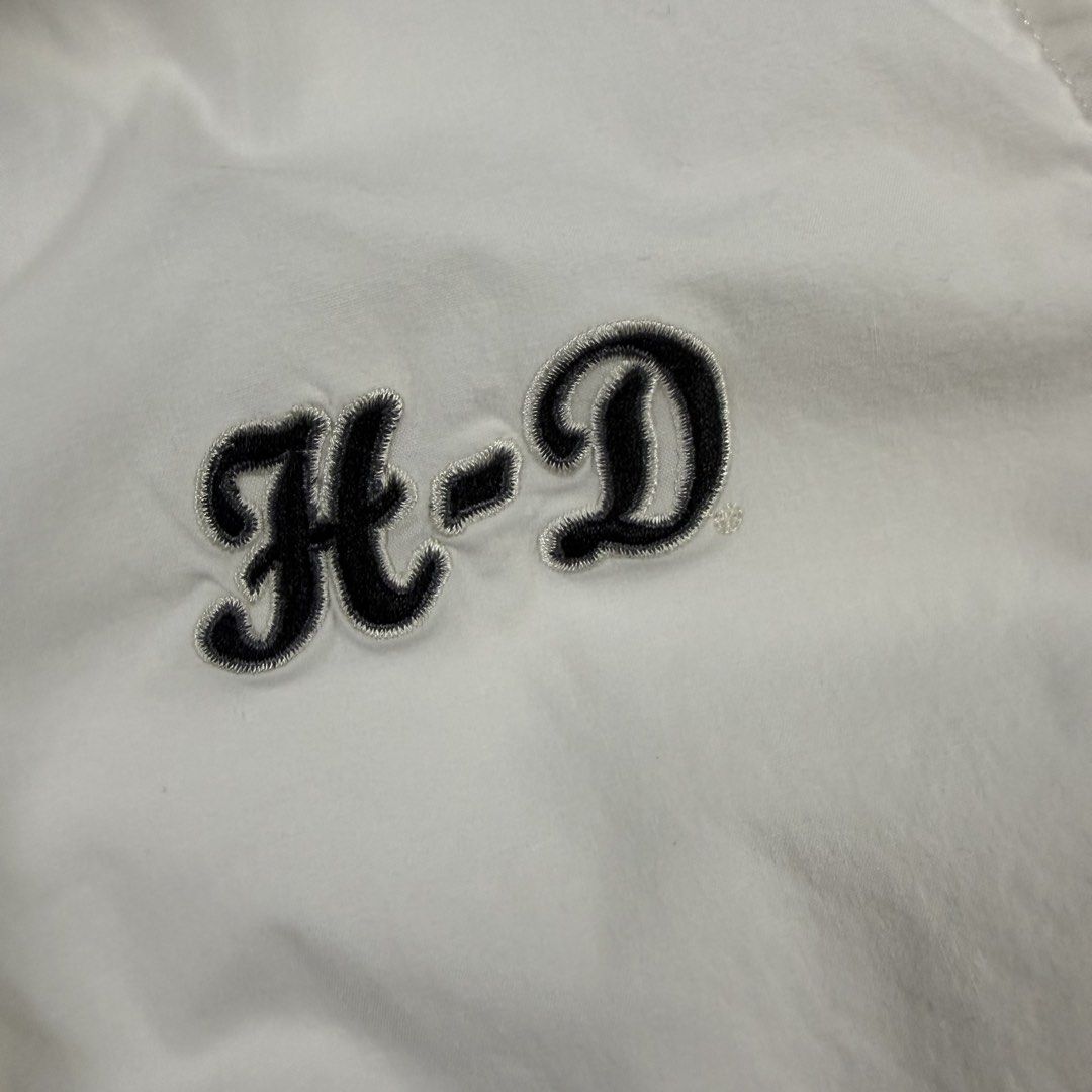 Harley-Davidson White Sleeveless Button-Down Shirt Size M (Category: Tshirts & Polo Shirts ) located in Cavite. Submitted by epiboie (Listing ID 1466528080, Image 2). Description: Harley davidson vest Size medium 18.5x23 Color rate: 9.5/10 excellent condition No issue.