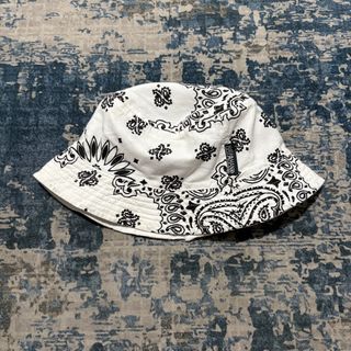(Category: ) located in . Submitted by triplethrift_ (Listing ID 1466560603, Image 1). Description: .