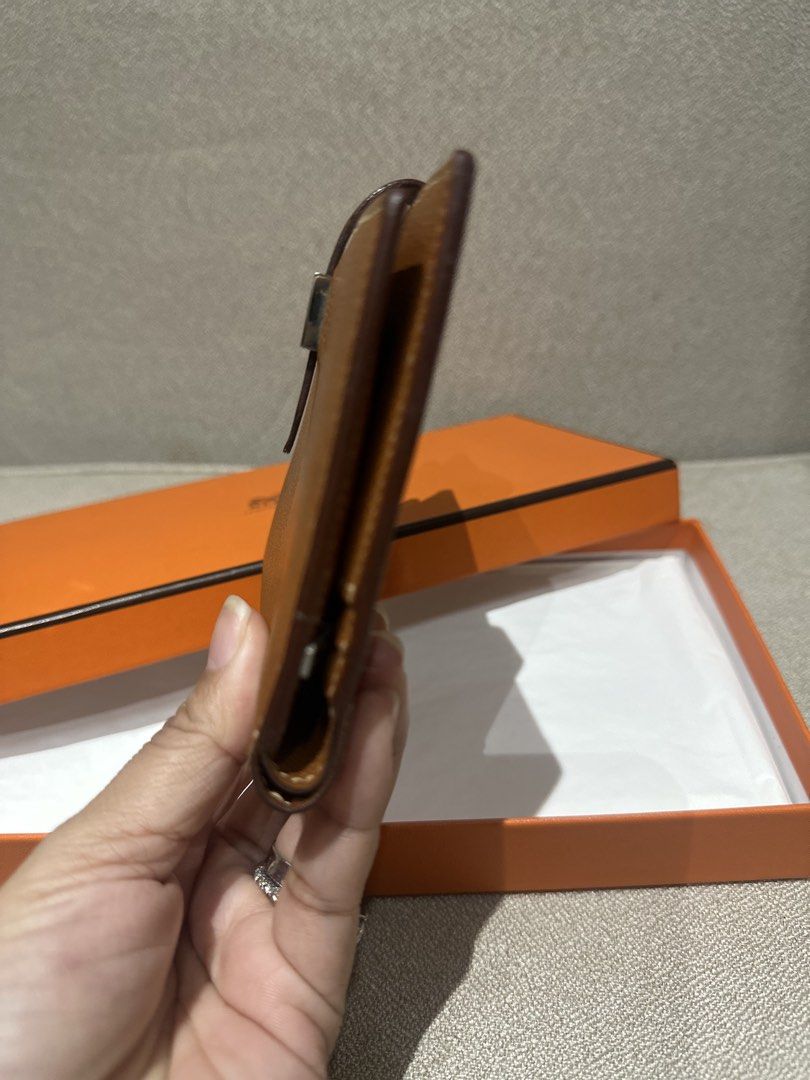 Hermes bearn wallet (Category: Luxury Bags & Wallets) located in Quezon City. Submitted by slluxury_ph (Listing ID 1466439930, Image 3). Description: Hermes Bearn wallet Still in good condition Provided box .