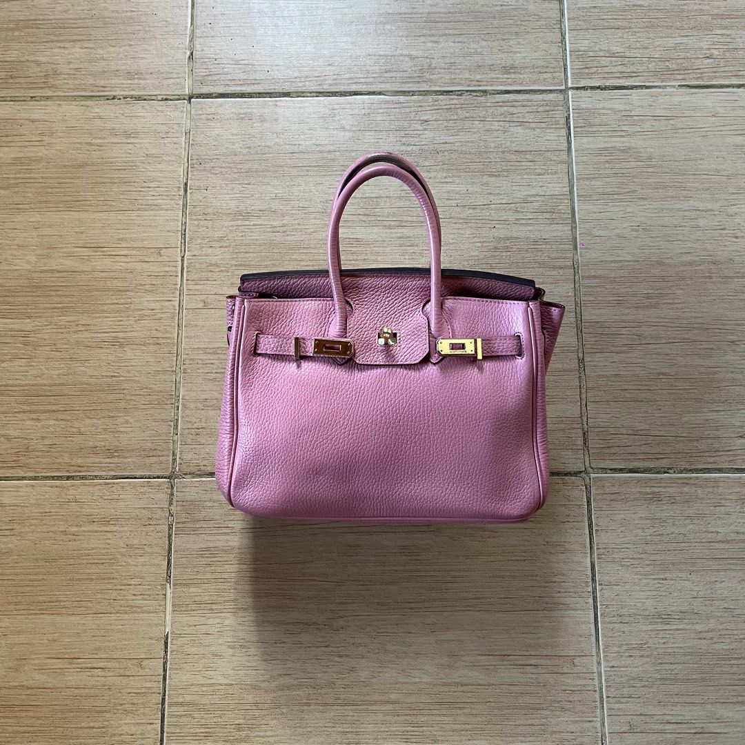 Hermes Birkin 25 Pink Leather Bag (Category: Luxury Bags & Wallets) located in Lucena. Submitted by __timeless.luxury (Listing ID 1466440937, Image 1). Description: Hermes Birkin 25 Pink Leather Bag Complete | Rank: A No major flaws .