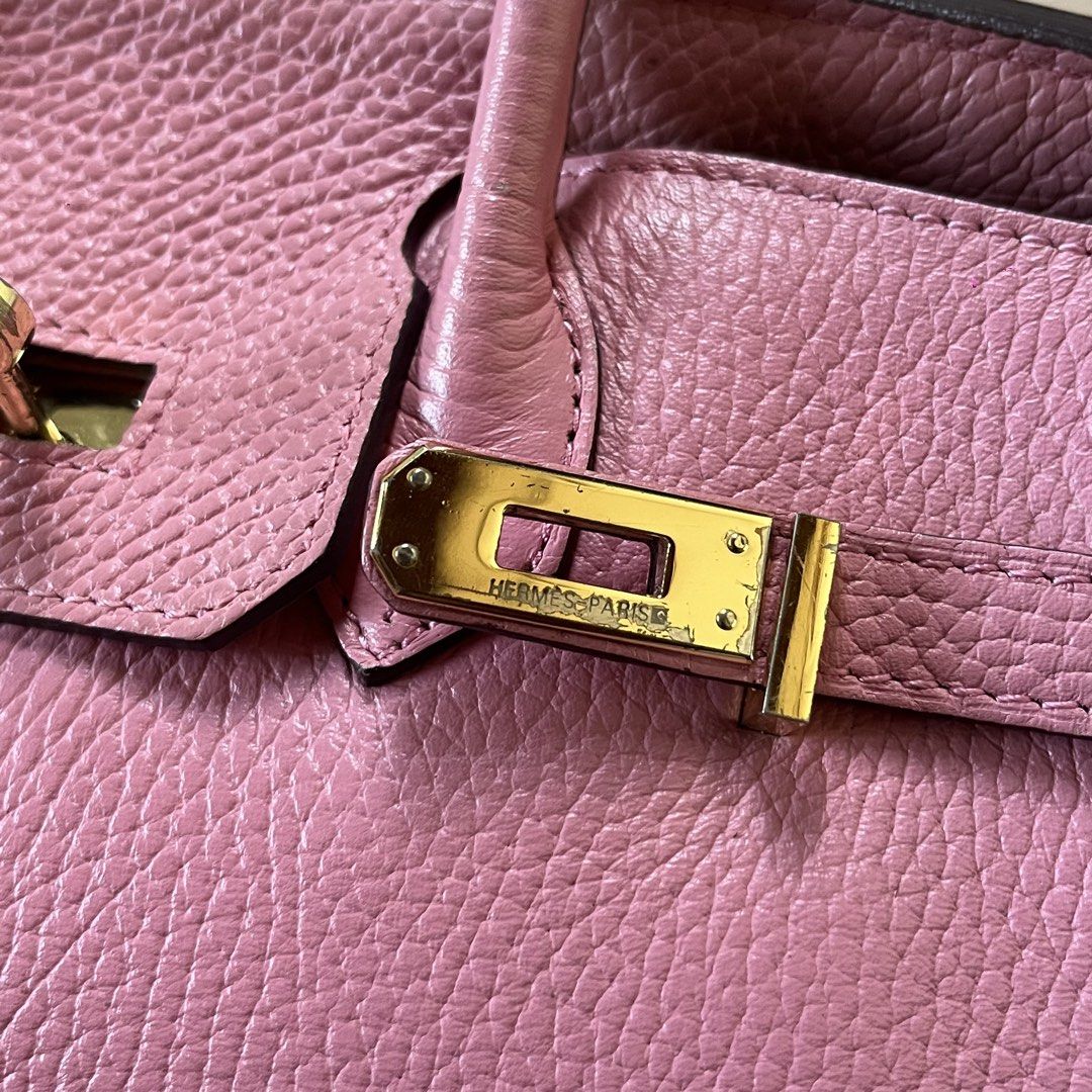Hermes Birkin 25 Pink Leather Bag (Category: Luxury Bags & Wallets) located in Lucena. Submitted by __timeless.luxury (Listing ID 1466440937, Image 2). Description: Hermes Birkin 25 Pink Leather Bag Complete | Rank: A No major flaws .