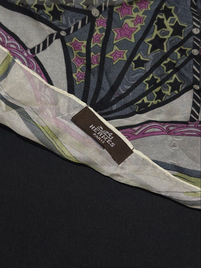 Hermes Scarf (Category: Scarves) located in Puerto Princesa. Submitted by 18arc (Listing ID 1466462926, Image 3). Description: Hermes Scarf off" 3,999 php only.