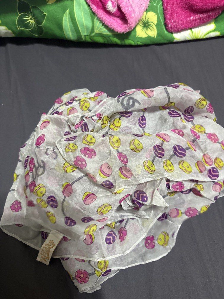 Hermes Scarf/Shawl (Category: Scarves) located in Cavite. Submitted by owsssss (Listing ID 1466470387, Image 1). Description: .