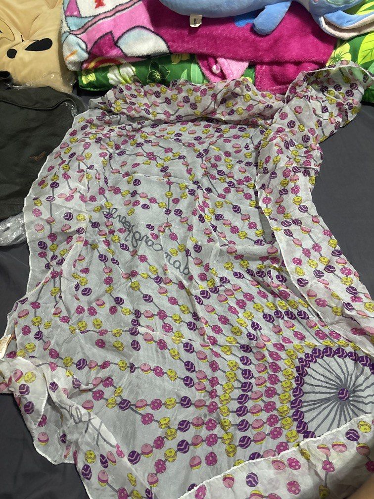 Hermes Scarf/Shawl (Category: Scarves) located in Cavite. Submitted by owsssss (Listing ID 1466470387, Image 3). Description: .