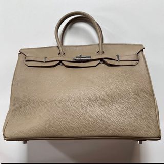 (Category: ) located in . Submitted by vintgbags (Listing ID 1466433460, Image 1). Description: .