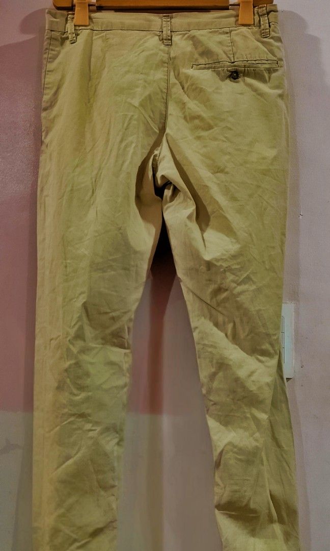 Hl&M khaki cotton slacks (Category: Other Bottoms) located in Cabanatuan. Submitted by miss.maia (Listing ID 1466539853, Image 3). Description: .