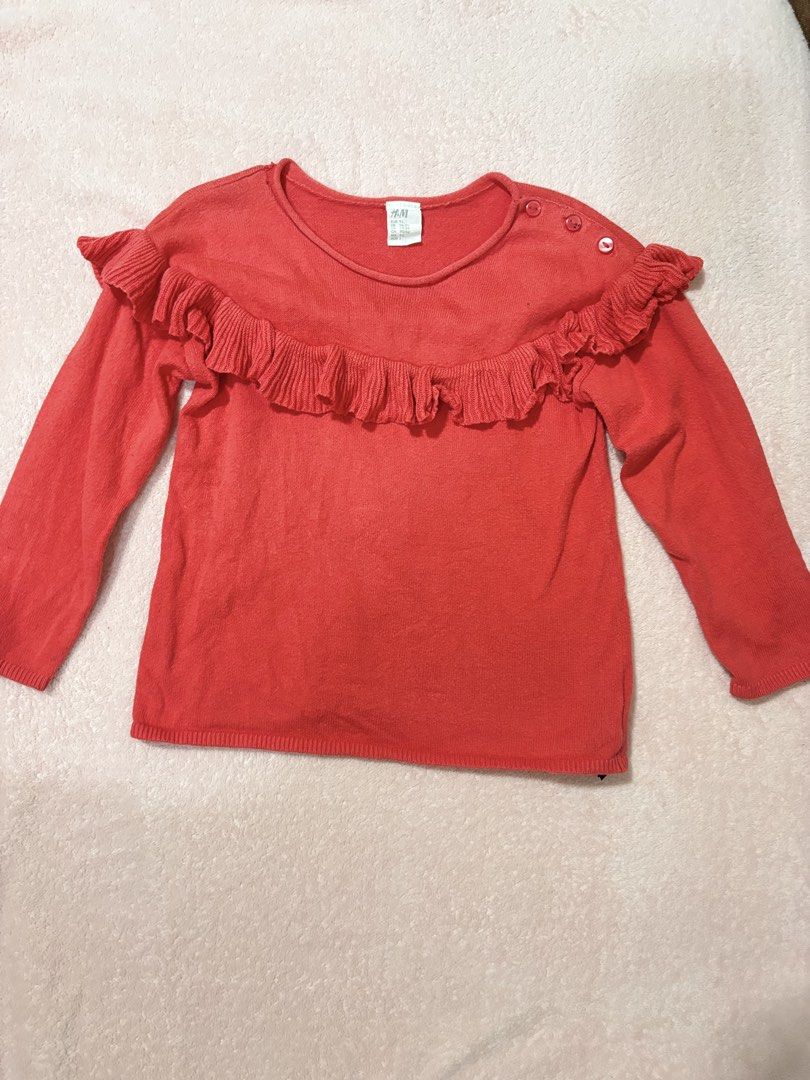 H&M Ruffle-Trimmed Knit Sweater (Category: Babies & Kids Fashion) located in Quezon City. Submitted by closettreasure123 (Listing ID 1466487001, Image 1). Description: Flaws: small hole at the neckline seam but unnoticeable when worn Just needs sewing 18-24months .