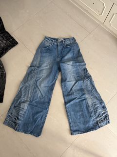 （分類：）位於 。 由 hijklsting79080 提交（商品編號 1466432867，圖片 1）。簡介： 。