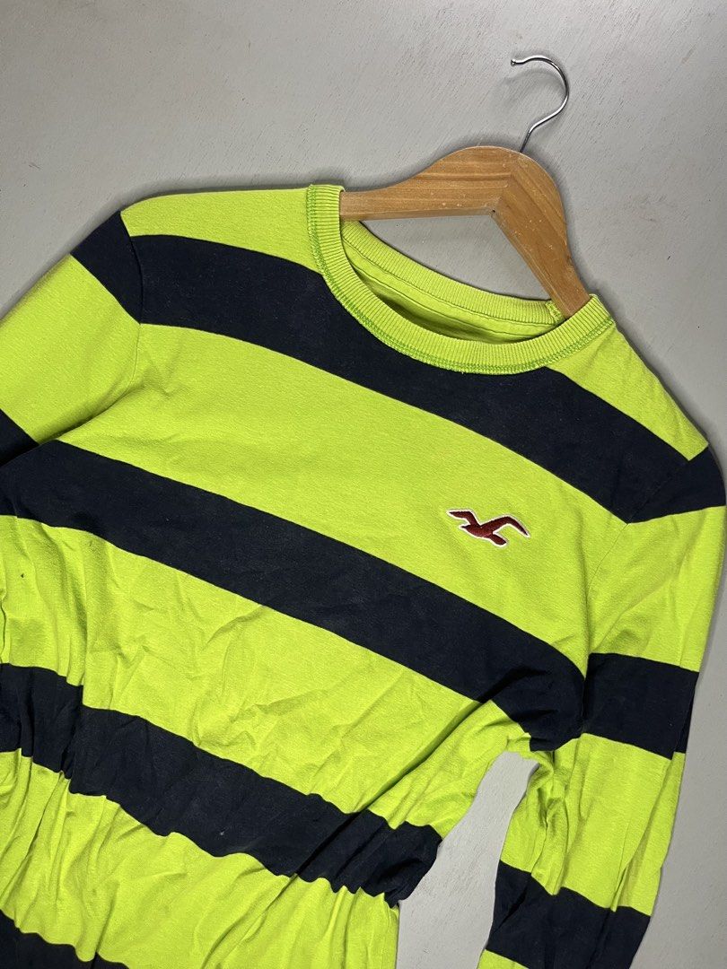 HOLLISTER (Category: Others Tops) located in Catbalogan. Submitted by wayndsyclee. (Listing ID 1466425511, Image 2). Description: HOLLISTER SIZE SMALL NO ISSUE NEED WASH COLOR RATE 9/10 .
