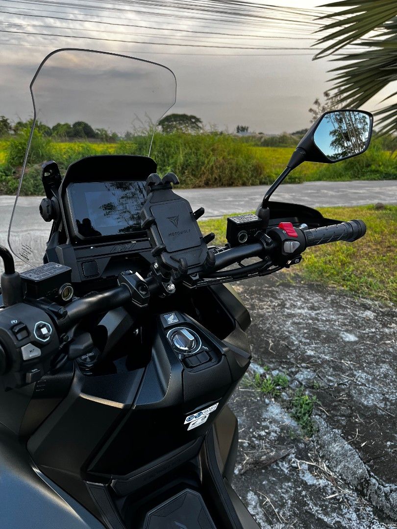 Honda ADV 350 (Category: Motorbikes for Sale) located in Capas. Submitted by daniel.pcortez1993 (Listing ID 1466370113, Image 2). Description: For Sale 292k negotiable 👍🏼 Honda Adv 350 2026 350cc Automatic no issue no scratches like brandnew Purchased April 2026 1260 odo only Complete papers Registered till 2030 With Honda Red code See to appreciate Tarlac Burot Location Godbless 😊.