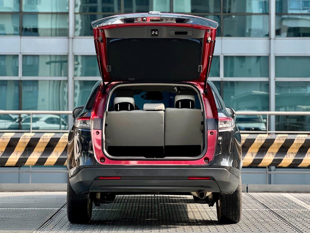 Honda HR-V S‼️🔥 Auto (Category: Used Cars) located in Makati City. Submitted by maby_latido05 (Listing ID 1466498269, Image 3). Description: 2022 Honda HRV S 1.5 Gas AT Low DP 107K php Only‼️🔥 20%DP - 107,000 Php 2yrs - Php 46,000 3yrs - Php 33,000 4yrs - Php 27,000 5yrs - Php 24,000 Chattel and Insurance Included 💯FREE Transfer of Ownership 💯FREE Detailing 💯FREE Bank Processing 💯 Legit Mileage ✅ No Mileage Tampering Guaranteed! 1st Owner P