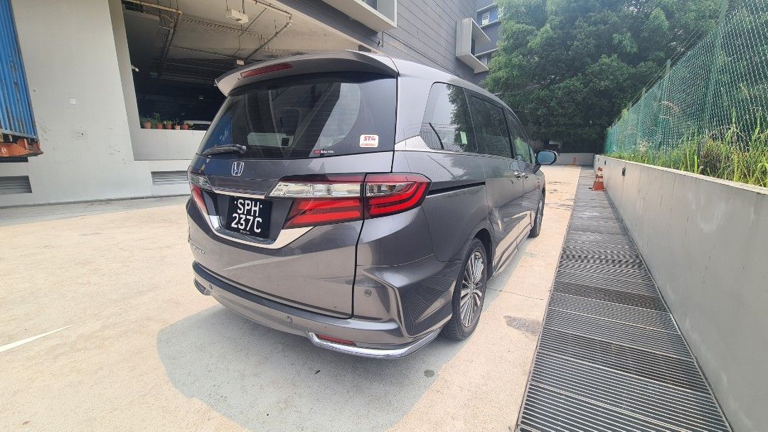 Honda Odyssey 2.4 EXV-S (A) (Category: Used Cars) located in Singapore. Submitted by boldtree-31c00e (Listing ID 1466431399, Image 2). Description: 1 owner, good condition.
