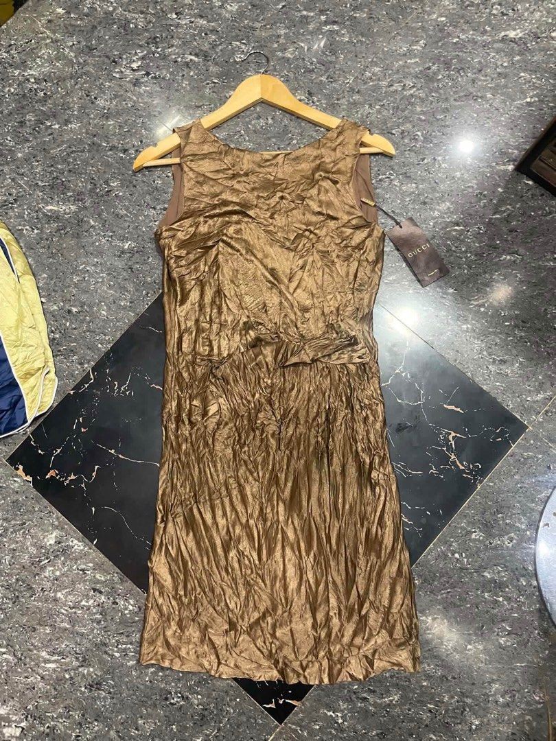 [HOOK UP] AUTHEN GUCCI (Category: Dresses) located in Andop. Submitted by junjun_watanabe (Listing ID 1466458267, Image 1). Description: Authentic no issues brand new with hang tag excellent.