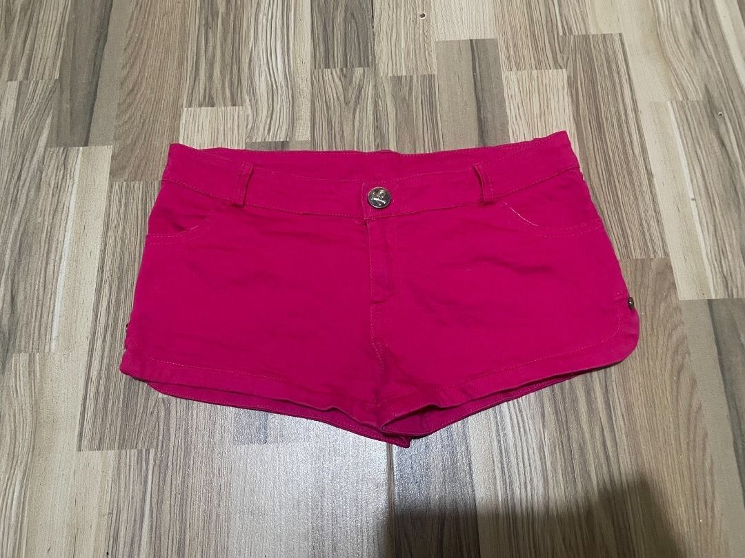 Hot Pink Low rise Micro Shorts (Category: Shorts) located in San Pedro. Submitted by r.vynarchives (Listing ID 1466550570, Image 1). Description: Size 28 Length 7.7 • Washed Ready to Wear —DM for deets.