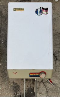 （分類：）位於 。 由 tsla1000yo 提交（商品編號 1466418059，圖片 1）。簡介： 。
