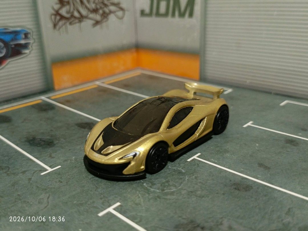Hotwheels Set (Category: Action & Battle Toys) located in Batangas. Submitted by ranran4812 (Listing ID 1466342940, Image 2). Description: .