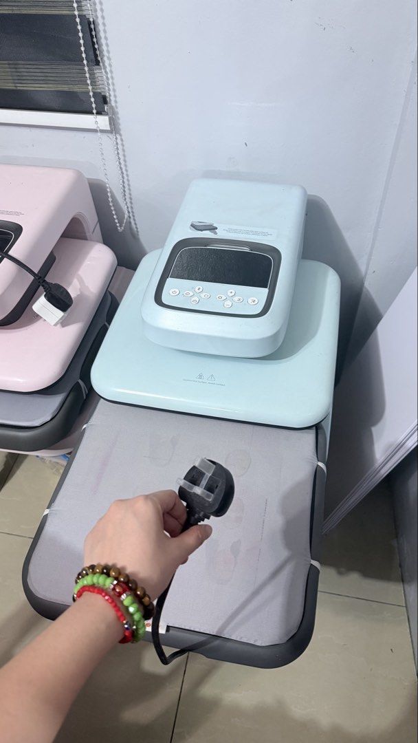 HTVRONT HEAT PRESS PRINTING (Category: Printers, Scanners & Copiers) located in Manila. Submitted by yokomanoo (Listing ID 1466397306, Image 2). Description: HTVRONT Heat Press — ₱11,000 Selling my HTVRONT Heat Press in blue 💙 ✨ Almost brand new * Used for less than a month * In very good working condition * Blue color * NO MECHANICAL ISSUE 📌 Condition: May stain ang heat press pad, pero pwede naman itong palitan if you prefer a new one. Aside 