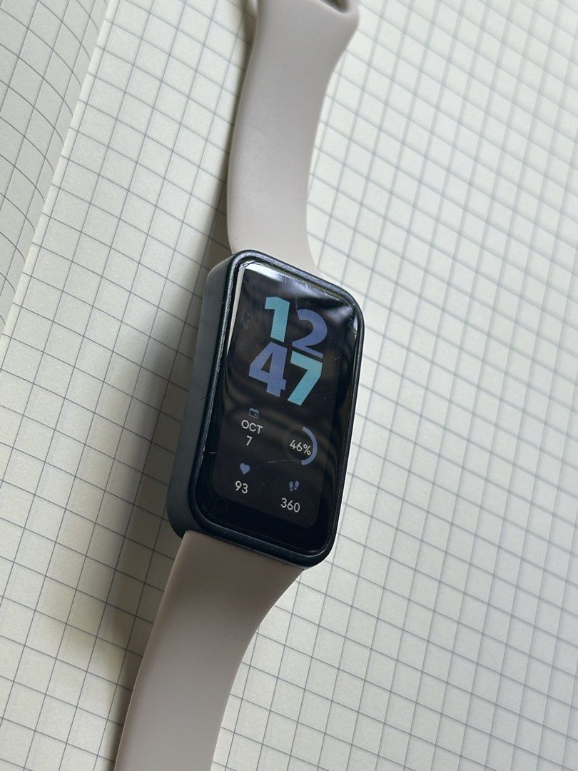 Huawei Band 8 Smart Watch (Category: Wearables & Smart Watches) located in San Fernando. Submitted by going.minimalist_ (Listing ID 1466384171, Image 3). Description: ‼️RUSH‼️ Negotiable Preloved Huawei Band 8 smart watch. Raw photos, small scratches only. No issue with the functionality Changed strap to beige, replaced the black default. RFS: upgrade watch Inclusions: cable, watch, wala na po box Meet-up: La Union or via LBC min of 60.00 only.