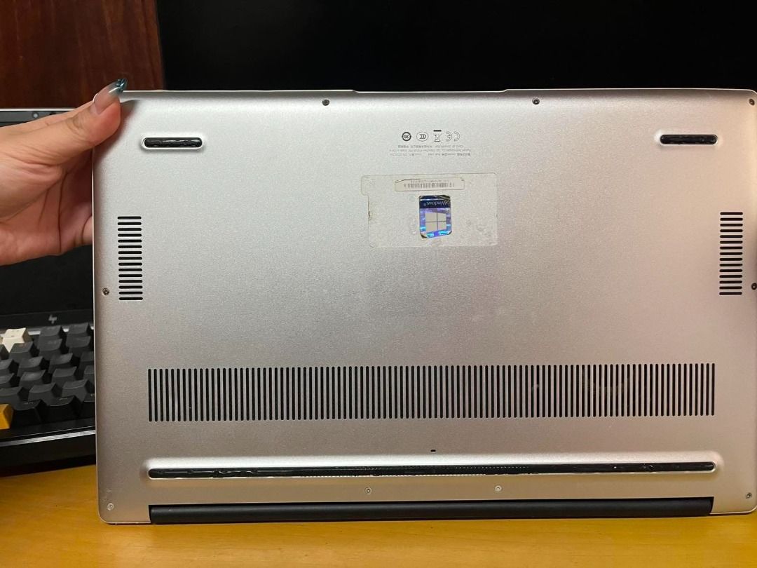 Huawei Laptop Intel Core i3 8GB RAM 256GB SSD (Category: Laptops & Notebooks) located in Mandaluyong City. Submitted by alephyambs (Listing ID 1466437238, Image 2). Description: ⭐️Used for studying (MS Office, browsers) & rendering (AutoCAD, Civil3D, STAAD, QGIS) ⭐️signs of usage ⭐️lady-owned ⭐️fingerprint working ⭐️camera working ⭐️Inclusion: Unit only ⭐️Rfs: graduate na ⭐️Check specs in the photos ⭐️Meet-up only Powerplant Mall SM Light Mall ⭐️