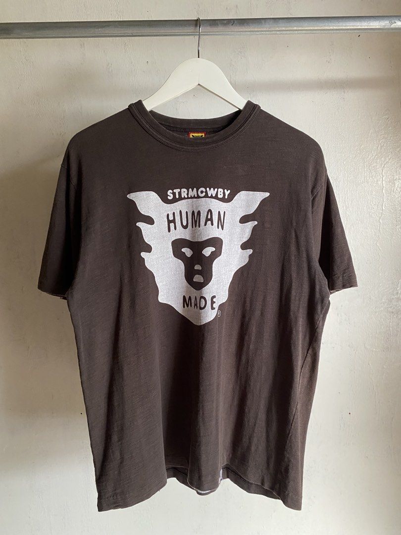 Human Made - Big Logo Tee (Category: Tshirts & Polo Shirts ) located in Puerto Princesa. Submitted by something___. (Listing ID 1466502710, Image 1). Description: Human Made - Big Logo Tee Tagged Size: Medium Dimensions Length: 27.5 Width: 22 Condition: Excellent Color Rate: 8 Flaws: Lightly used .
