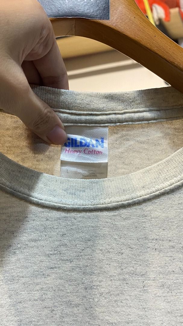 Humor Tee "Arizona SUV" / 00s Gildan (Category: Tshirts & Polo Shirts ) located in Bocaue. Submitted by jinvtg (Listing ID 1466501624, Image 2). Description: L on tag . . . vintage shirt, vintage tee, animal tee.