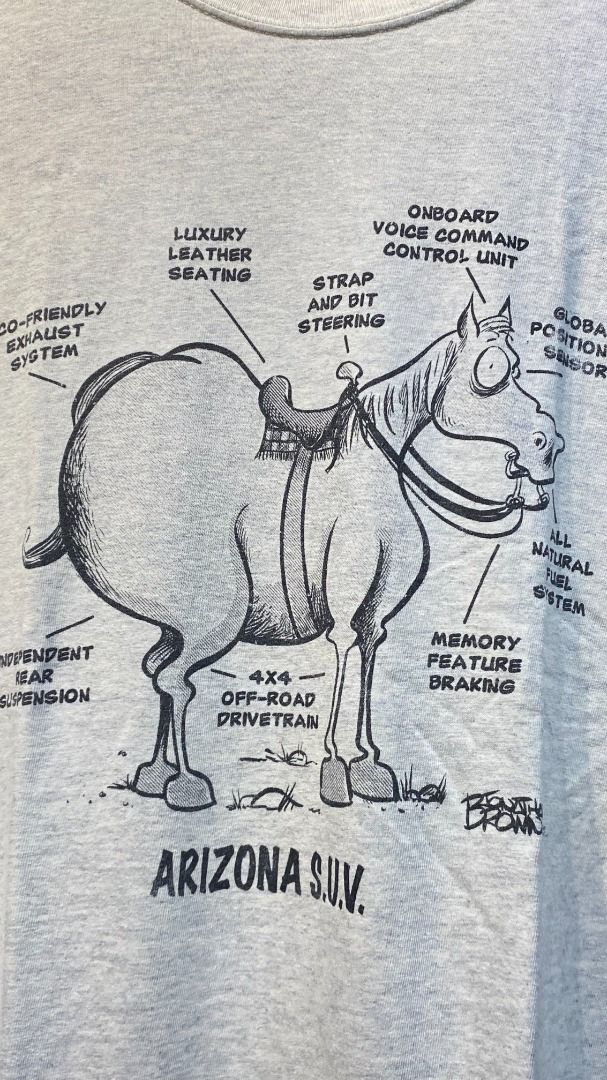 Humor Tee "Arizona SUV" / 00s Gildan (Category: Tshirts & Polo Shirts ) located in Bocaue. Submitted by jinvtg (Listing ID 1466501624, Image 3). Description: L on tag . . . vintage shirt, vintage tee, animal tee.