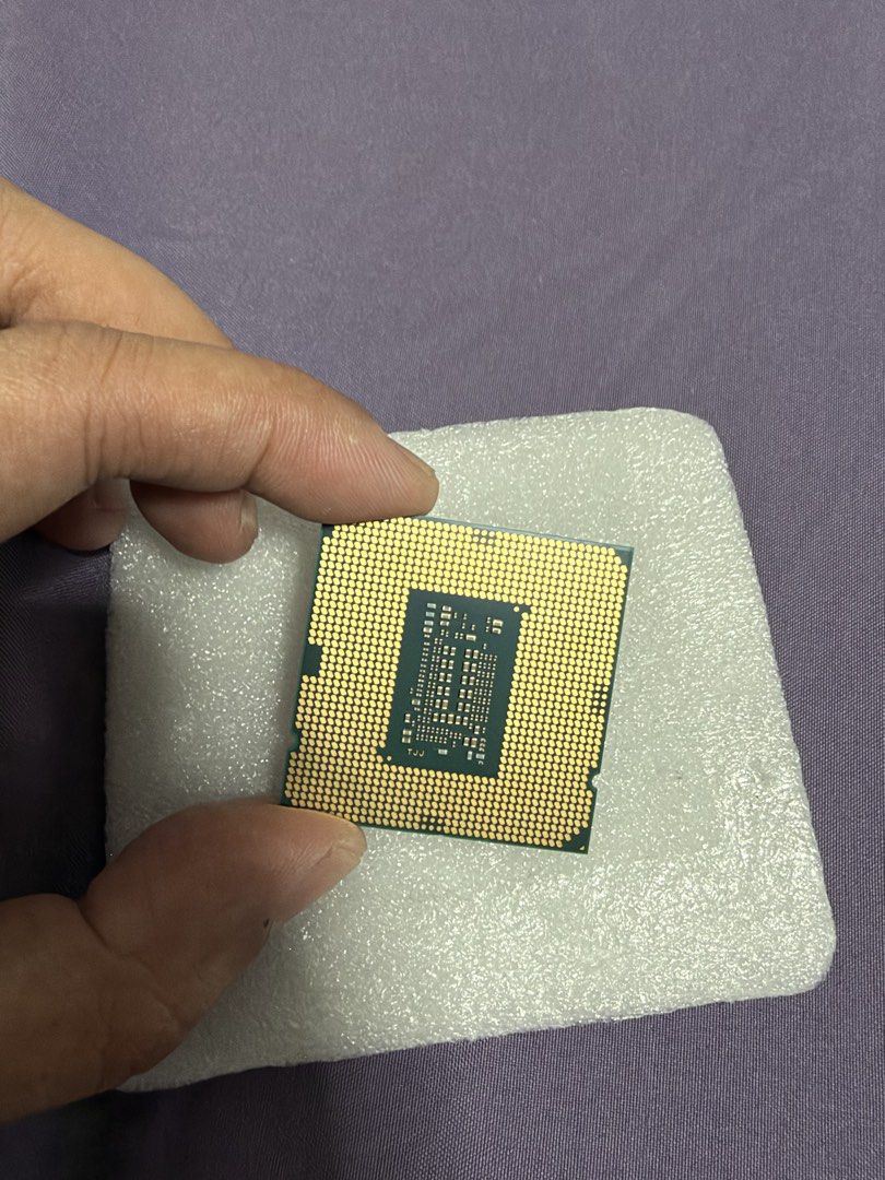 Intel Core i3-10100 3.60GHz Processor (Category: Desktops) located in Mandaluyong City. Submitted by genez08 (Listing ID 1466367358, Image 2). Description: For sale: Intel Core i3-10100 No box. Will put it in a small box with foam. No issues and damage. Came from a prebuilt pc. RFS: upgraded the cpu of the prebuilt. Payment via BPI, Gcash, lalamove purchase service is accepted. Shipping via grab, lalamove, go2express etc to be arranged by BUYER. 