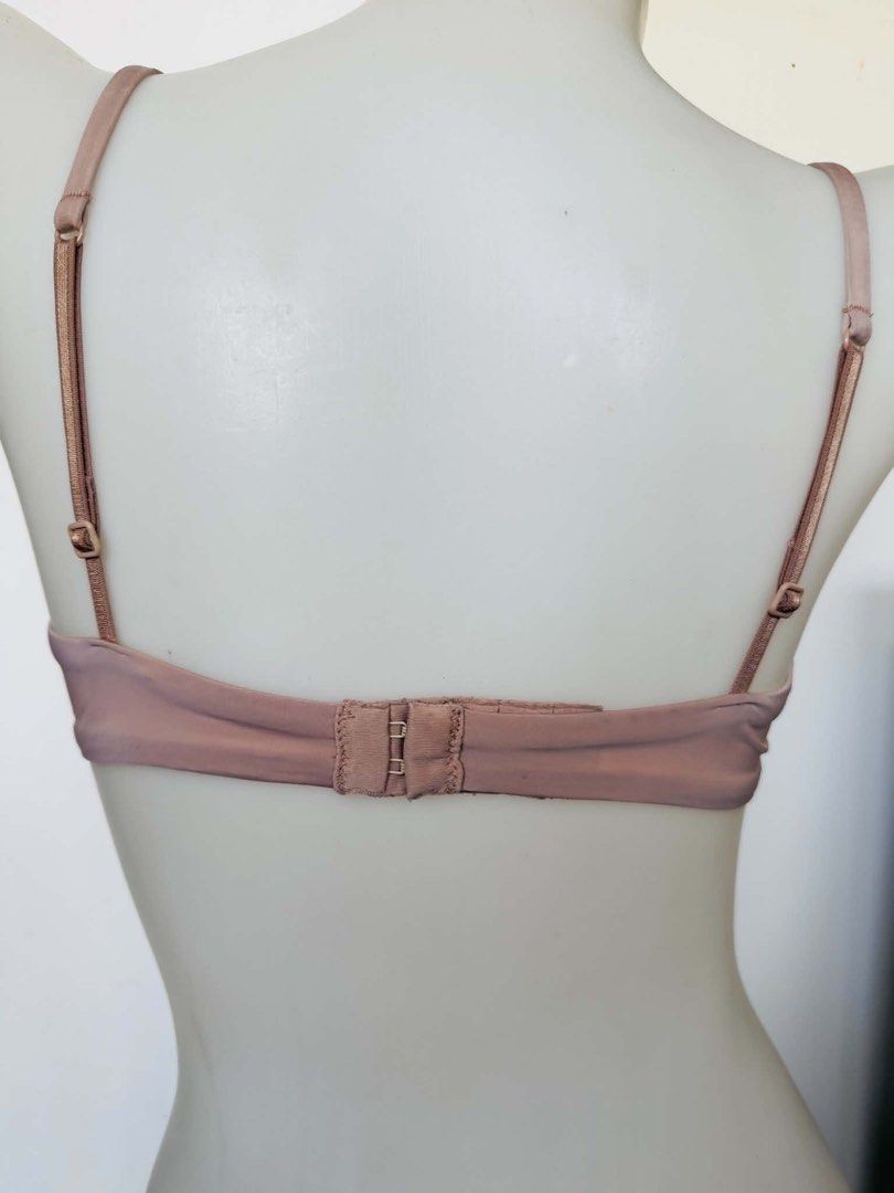 intimissimmi bra underwire 34C (Category: Undergarments & Loungewear) located in San Jose. Submitted by 99ners (Listing ID 1466558349, Image 3). Description: .