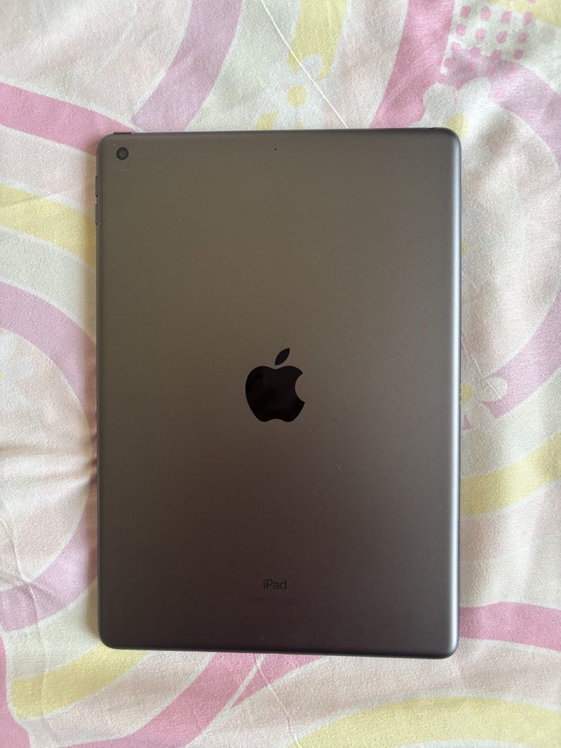 iPad 9th Gen 256gb with Apple Pencil 1st Gen (Category: iPad) located in Guagua. Submitted by nikkie___ (Listing ID 1466433475, Image 3). Description: FOR SALE: iPad 9th Gen 256GB + Apple Pencil 1st Gen * iPad 9th Generation * 256GB storage * Apple Pencil 1st Gen + unused original replacement tip * Original USB-C to Lightning Cable (1m) * Black iPad case + used screen protector * Very good condition! 💯 no visible scratches, any minor marks are b
