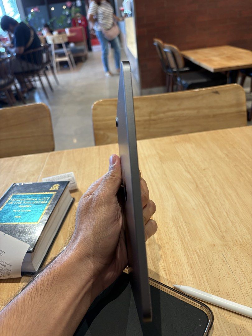 Ipad Mini 6 (Category: iPad) located in Imus. Submitted by migueldcs (Listing ID 1466483401, Image 3). Description: Space gray ipad mini may 2024 purchased.