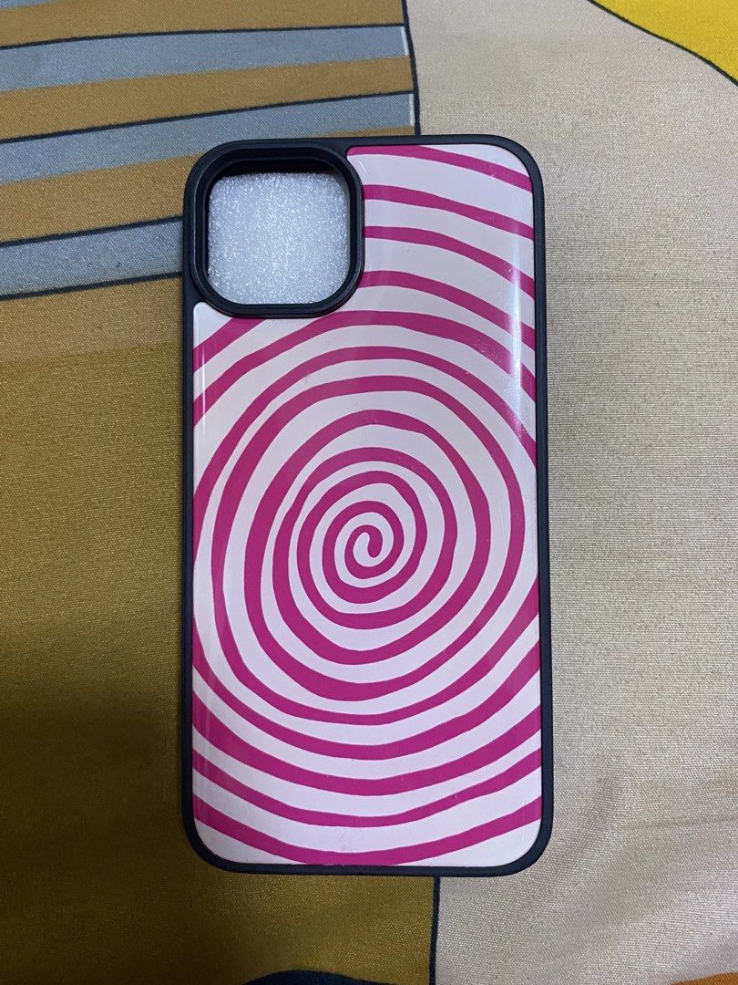 iPhone 13/14 case (Category: Cases & Sleeves) located in Makati City. Submitted by karenrolle_ (Listing ID 1466498232, Image 3). Description: Pwedeng get all for 400 Pwedeng tingi lang Taguig location Via lalamove.
