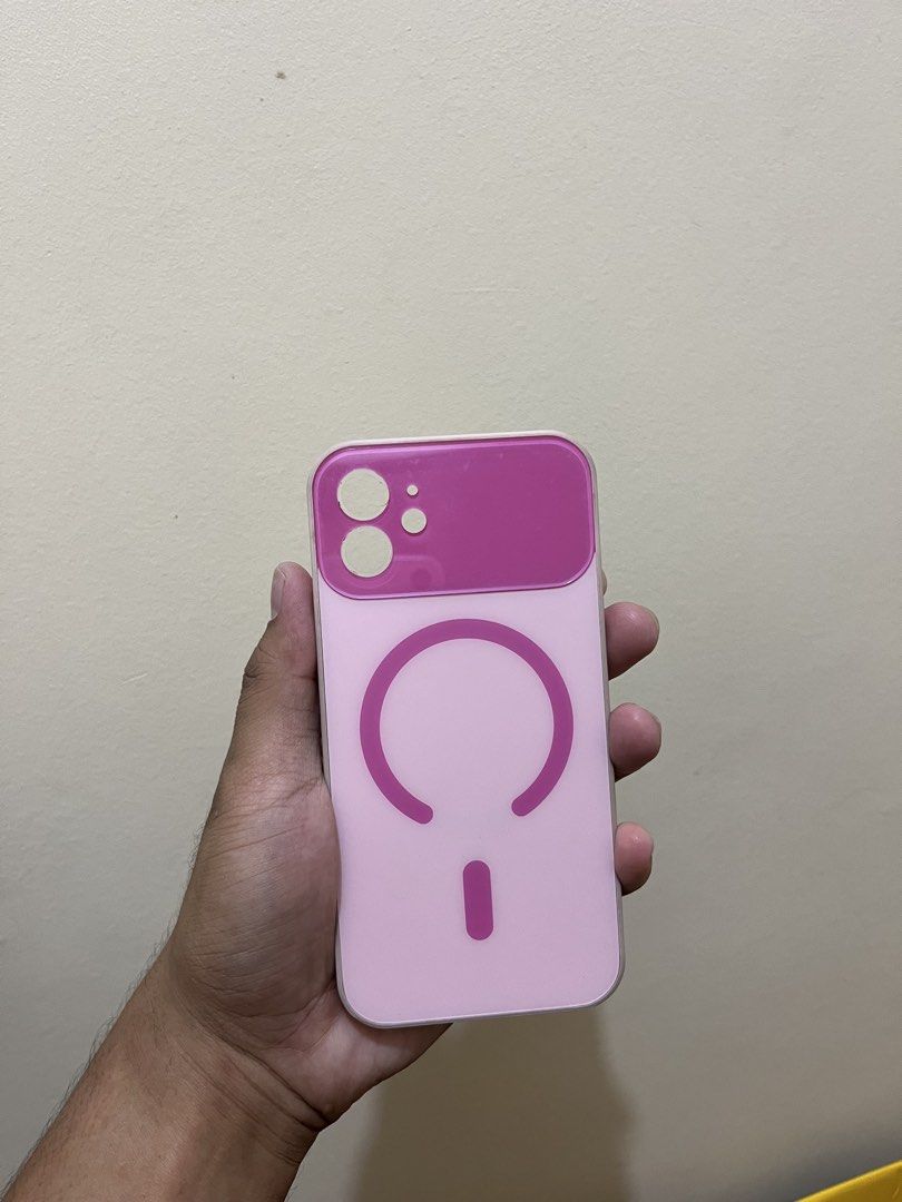 Iphone 13 case (Category: Cases & Sleeves) located in Manila. Submitted by buenviajek98137 (Listing ID 1466421239, Image 3). Description: Yung dalawang pink na may mag safe ang medyo nagamit. take all only.