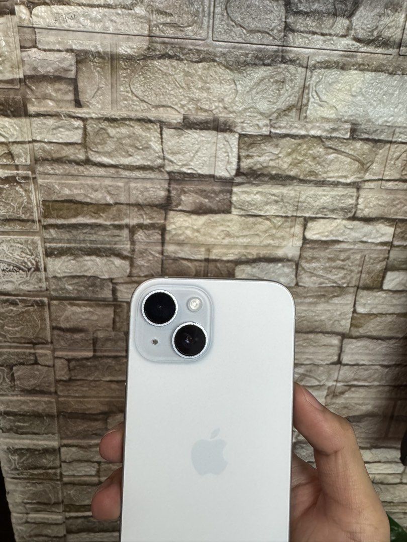 iPhone 15 88%Bh (Category: iPhone 15 Series) located in Caloocan City. Submitted by dreezz (Listing ID 1466397218, Image 3). Description: 24K Last price fixed! Pass sa barat/lowballer❗️ iPhone 15 128gb | Blue | Factory unlocked |88%Battery health | No dents | No history of repair Issue: Paint chips sa gilid ng camera Inclusions: Unit, case, OG tempered glass, adapter Location: Sm Fairview and North Caloocan.