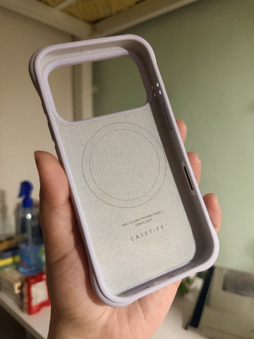 [iPhone 17/18PRO] authentic casetify periwinkle ripple case (Category: Cases & Sleeves) located in Valenzuela. Submitted by heybuythiss (Listing ID 1466460042, Image 2). Description: No box But it is authentic For 17/18 Pro 📍 Valenzuela.