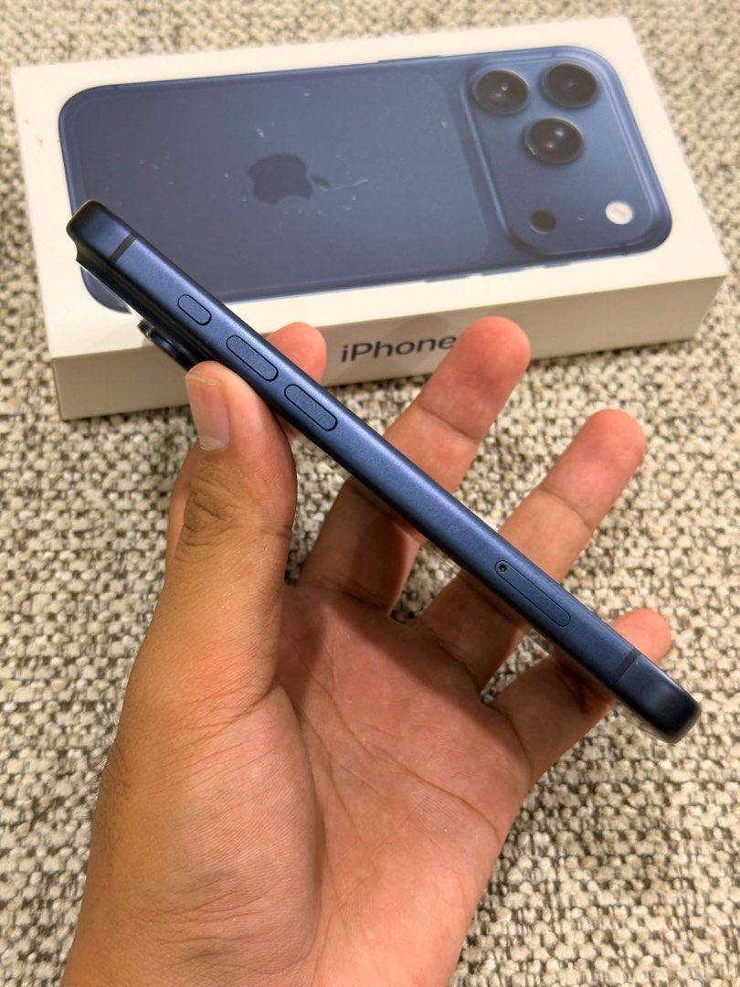 Iphone 17 pro 256 (Category: Cases & Sleeves) located in Marikina City. Submitted by vivinzzz (Listing ID 1466534035, Image 3). Description: - Color: Deep blue - Condition: Clean screen with thin bezels - Camera: Versatile triple camera setup - Port: USB-C charging and data port - Inclusions: Comes with original packaging box - Trusted seller: Fast replies and smooth transaction guaranteed Dm for more info.