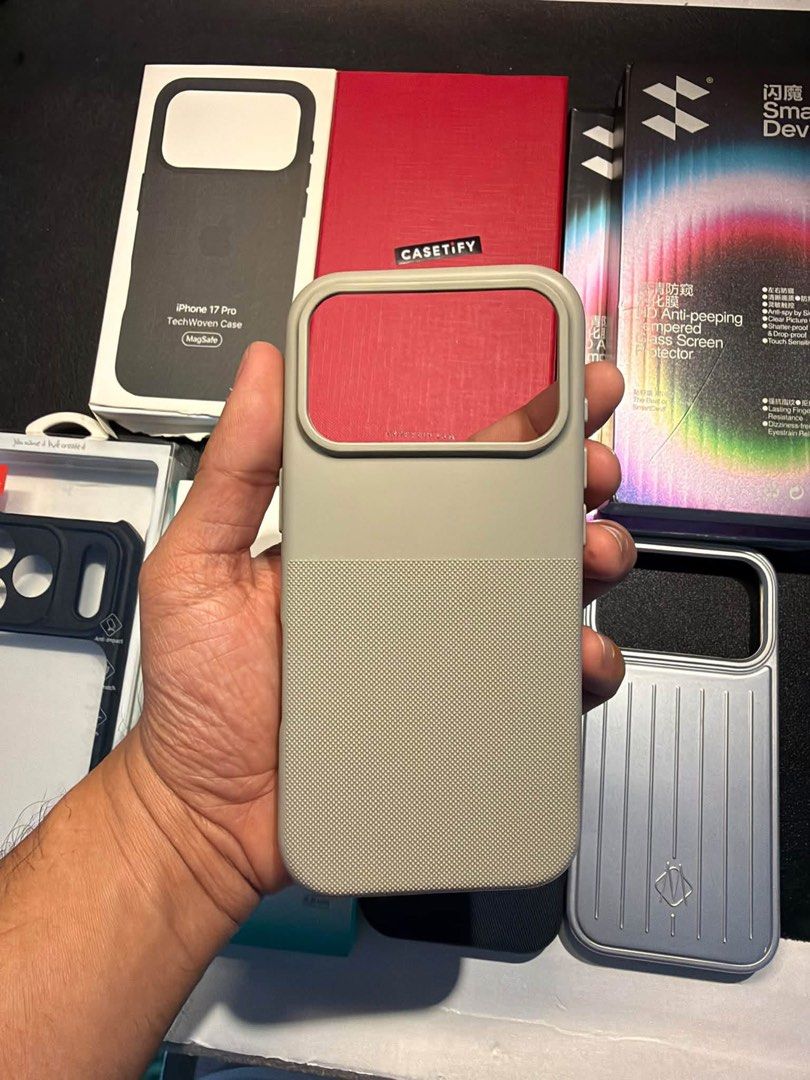 iPhone 17 Pro Accessories (Category: Cases & Sleeves) located in Quezon City. Submitted by maralfred (Listing ID 1466508434, Image 3). Description: .
