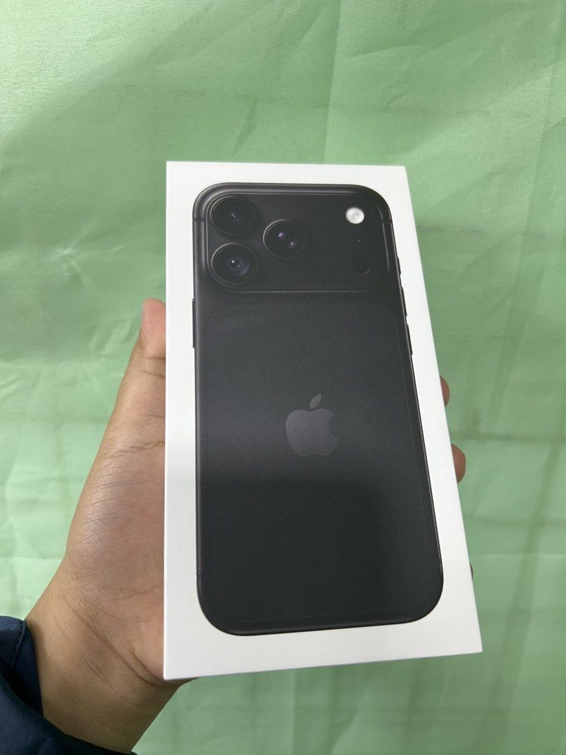 iPhone 18 Pro 256gb FU (Category: iPhone 18 Series) located in San Juan City. Submitted by NAM_Gadgets (Listing ID 1466466040, Image 1). Description: For sale or swap Price: 90,999 iPhone 18 Pro 256gb Black Hk variant 💯 Sealed 💯 Brandnew 💯 1yr warranty Inclusion: Clear case Tempered glass COD with charge fee!.