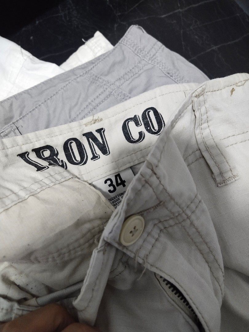IRON CO CARGO SHORTS (Category: Shorts) located in Tagaytay City. Submitted by dcthrifts (Listing ID 1466453865, Image 1). Description: SIZE 34.