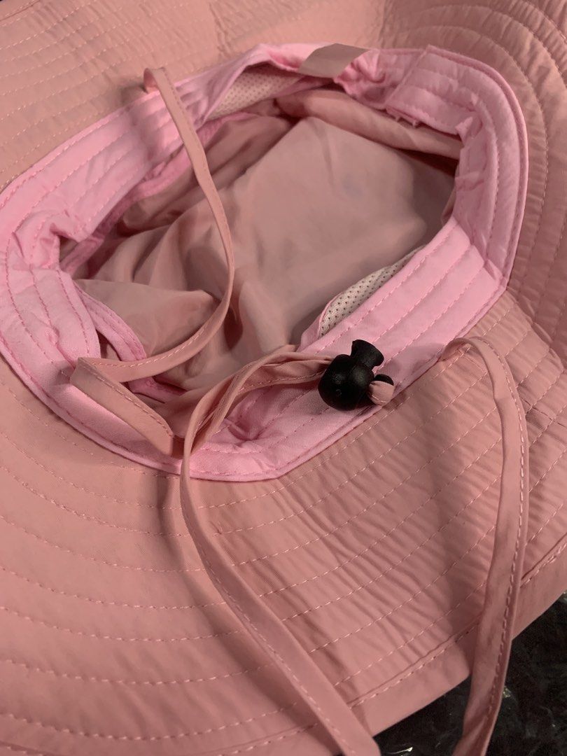 Japan fashion hat (Category: Hats & Beanies) located in Cabanatuan. Submitted by mjluxxejapan (Listing ID 1466481814, Image 3). Description: Fixed price free size. Kasya upto large bnew cond .pink color cotton masarap suotin .. mganda to maganda dn quality makapal .