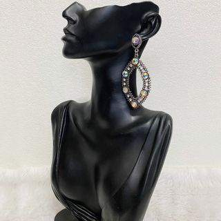 (Category: ) located in . Submitted by posh_avenue888 (Listing ID 1466410361, Image 1). Description: .