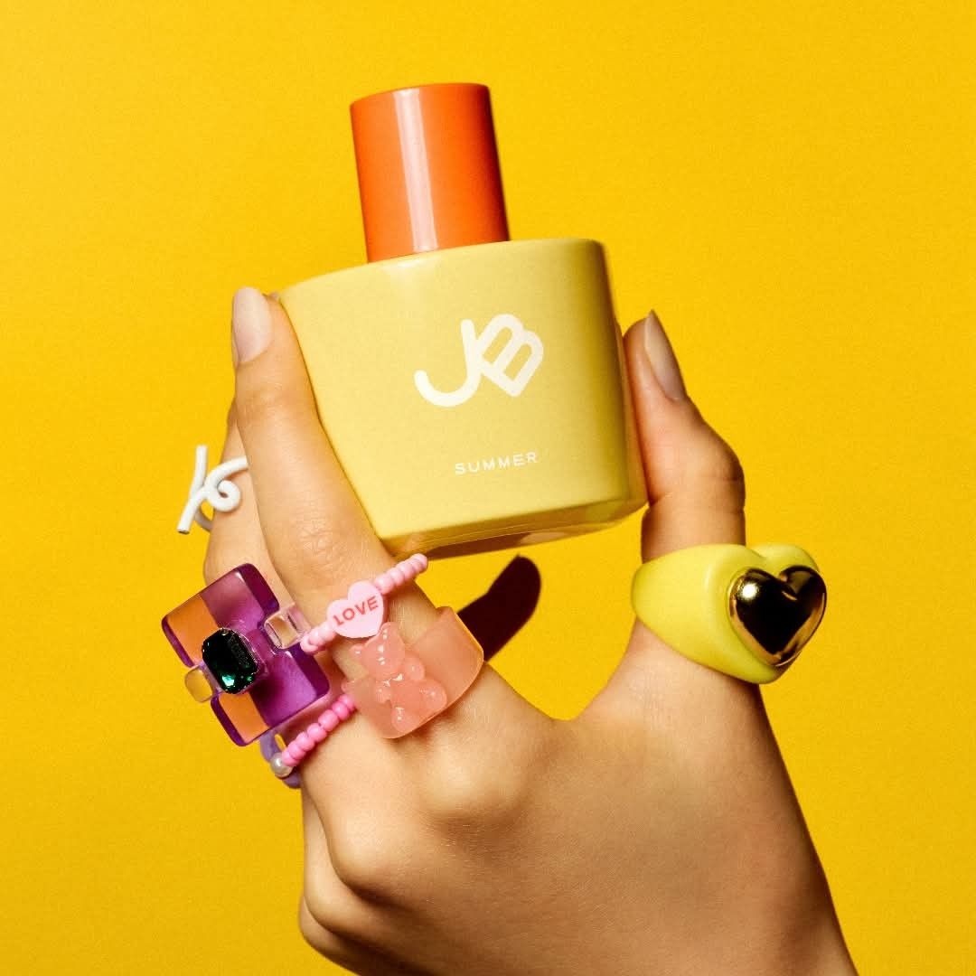 Jelly Bunny Summer EDP Perfume 50ml (Category: Fragrance & Deodorants) located in Manila. Submitted by daisyduck09 (Listing ID 1466451853, Image 1). Description: - Brand: Jelly Bunny - Product: Summer Eau de Parfum - Volume: 50ml - Condition: Brand new, sealed in original packaging with barcode - Bottle Design: Bright yellow with orange cap and white logo - Scent Profile: Fresh, sweet, and fruity - perfect for daily wear.